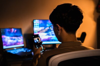 Doomscrollen is zeldzamer dan je denkt